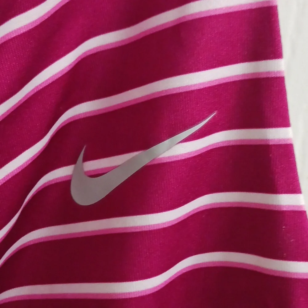 ⚡️NWOT⚡️Nike DRI-FIT Women’s Size L Racerback Tank Top  Striped Burgundy - Picture 2 of 4